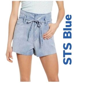 STS Blue Light Wash Raw Hem Belted High Waist Slight Distress Jean Short sz 28